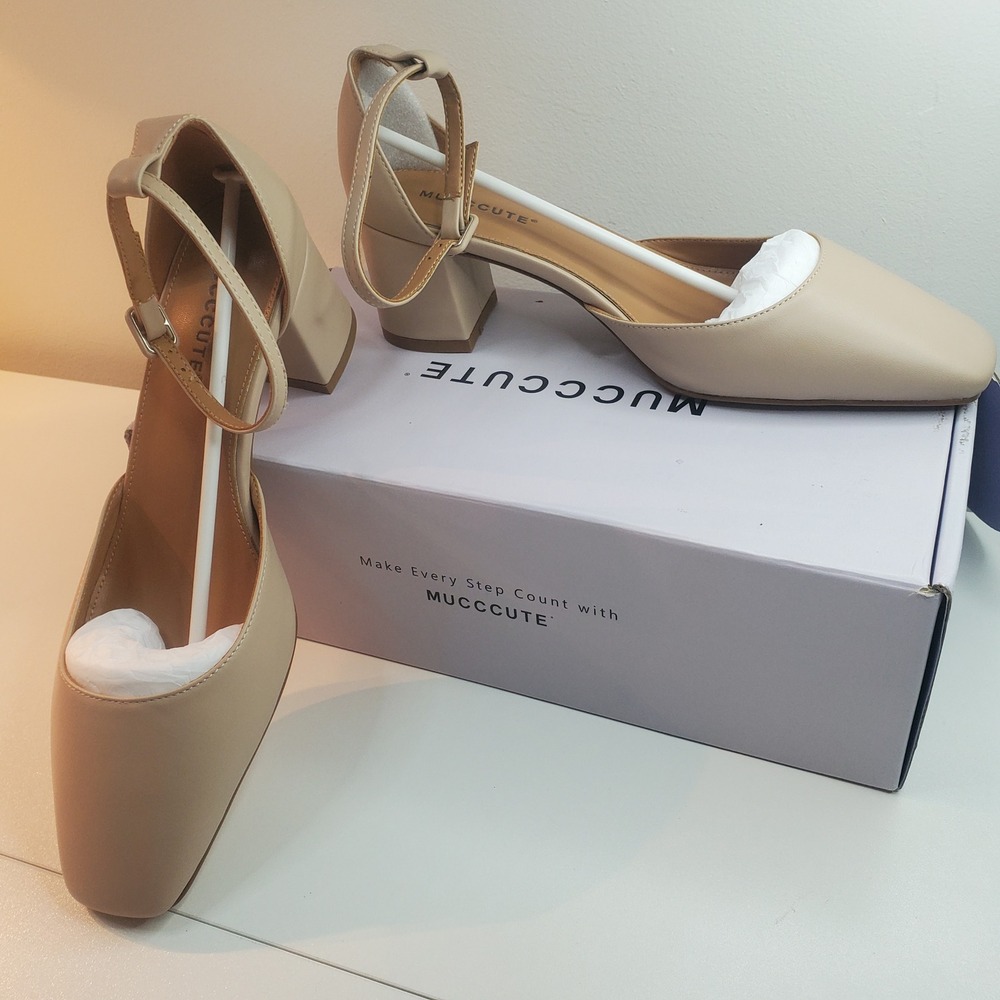 Mucccute Womens Beige Square Toe Block Heel Ankle Strap Pumps Size 9.5 NWT